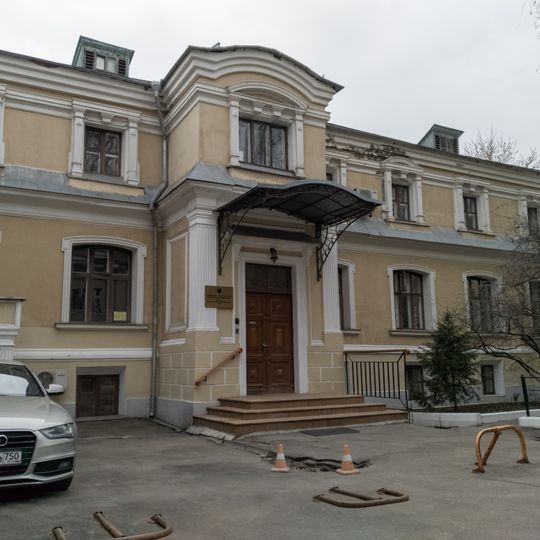 Staraya Basmannaya Street 19 s1