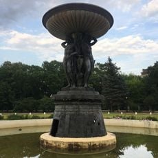 Фонтан «Чаша» (Якиманка)