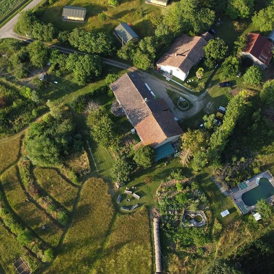 Simply Canvas Farm