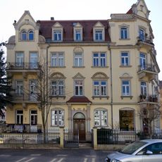 Eisenacher Straße 2