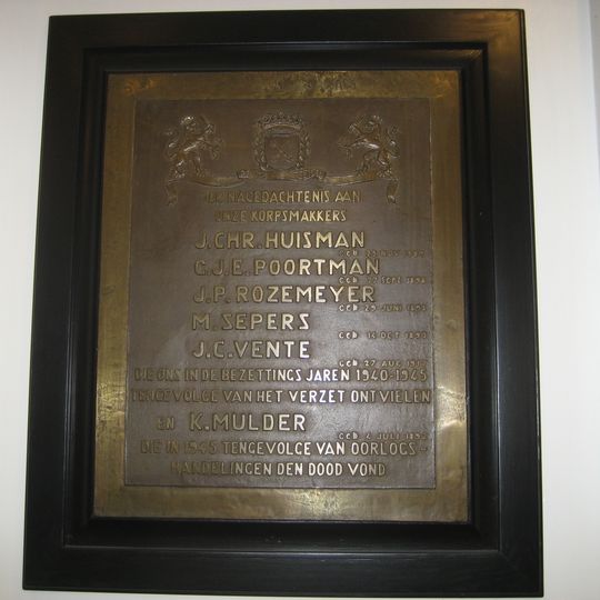 Monument in het politiebureau