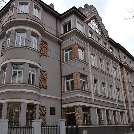 Nájomný dom, dom bytový I.