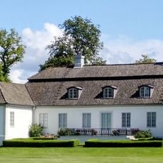 Rössjöholm Castle
