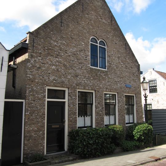 Kerkplein 1, Moordrecht
