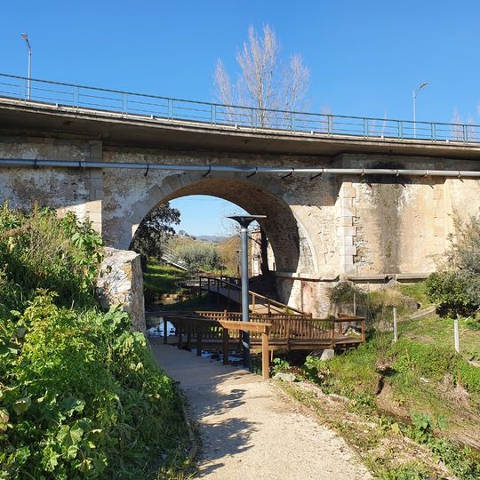 Ponte rodoviária sobre a Ribeira do Enxarrique
