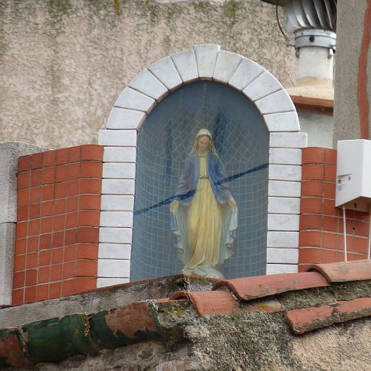 Oratoire dédié à la Vierge de la Médaille Miraculeuse