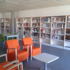 Valeri Serra i Boldú Library