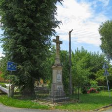 Kříž v Liboši na návsi