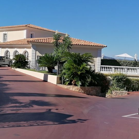 Restaurant piscine Le petit Belrose