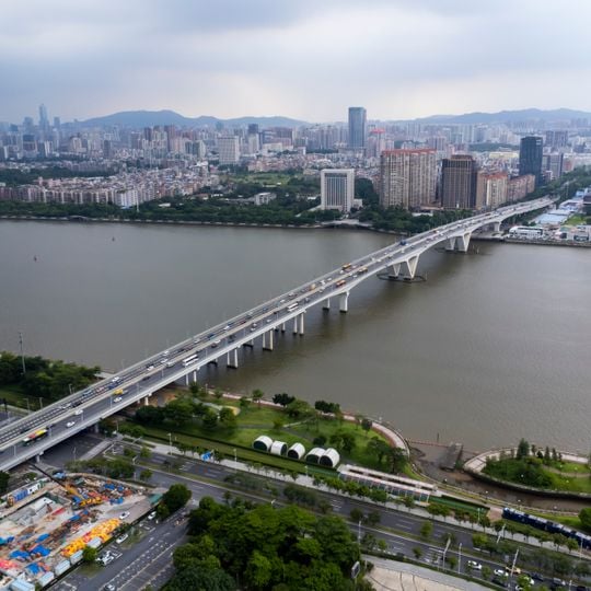 Pazhou Bridge