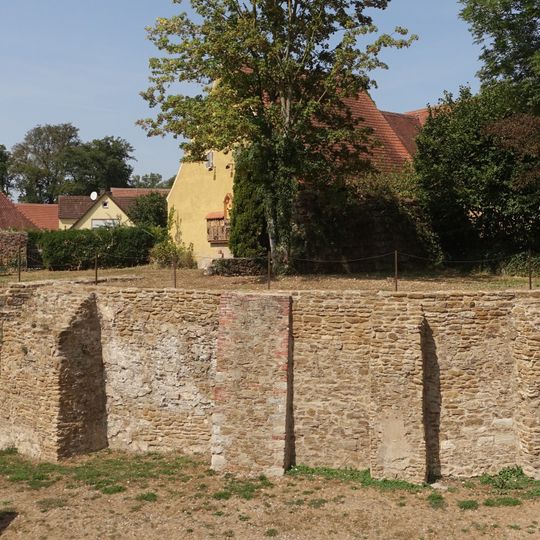 Ehemaliges Schloss, Schlossruine, von der 1814 abgerissenen Vierflügelanlage des 16. Jahrhunderts,