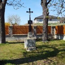 Kříž v Křižatkách