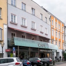 Wohn- und Geschäftshaus, ehem. Steueramtsgebäude/Rathaus