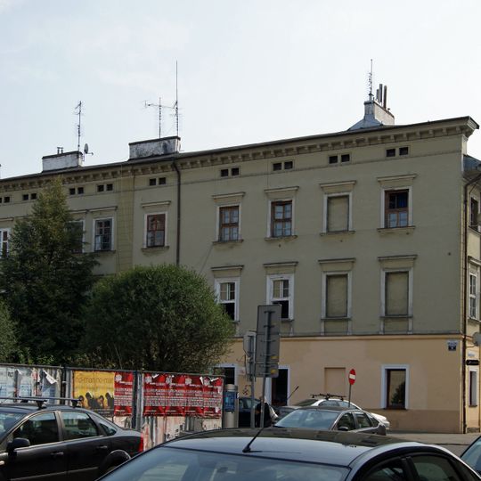 Augustiańska 26 / Węgłowa 4