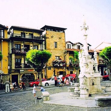 Visita Cantabria: città costiere, villaggi di montagna, grotte antiche