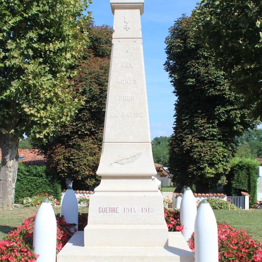 War memorial of Montracol
