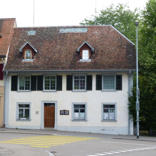 Haus Altweg 2