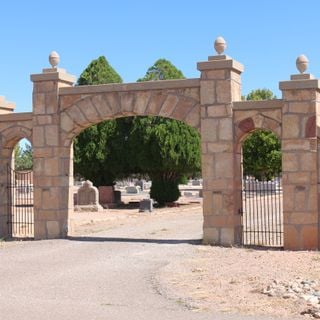 Fort Sumner Cemetery Wall and Entry