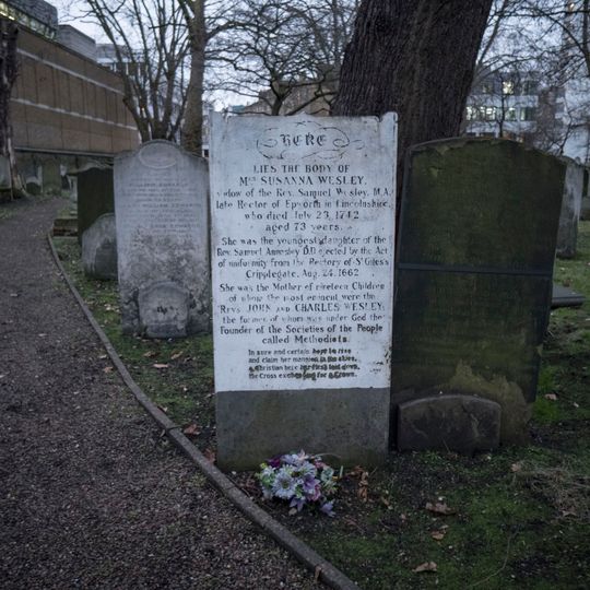 Monument To Susanna Wesley, South Enclosure