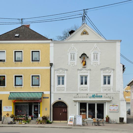 Aschach Kirchenplatz 7