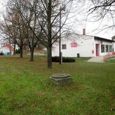 Kříž v jižní části Líní