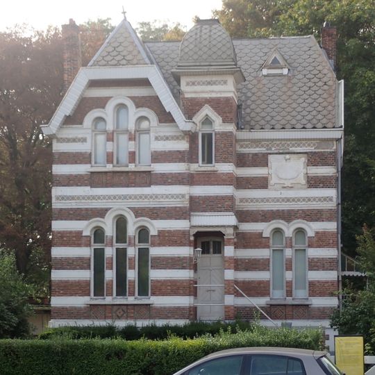Eclectische villa aan Statiestraat_EK 9