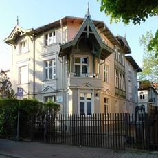 Budynek przy ulicy Pułaskiego 27