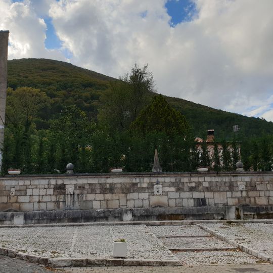 Fountain of Fonte Vecchia