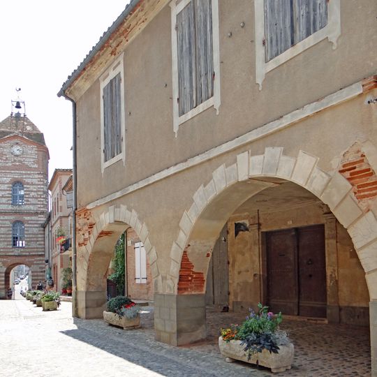 Immeubles, Place de la Halle, Rue de l'Horloge