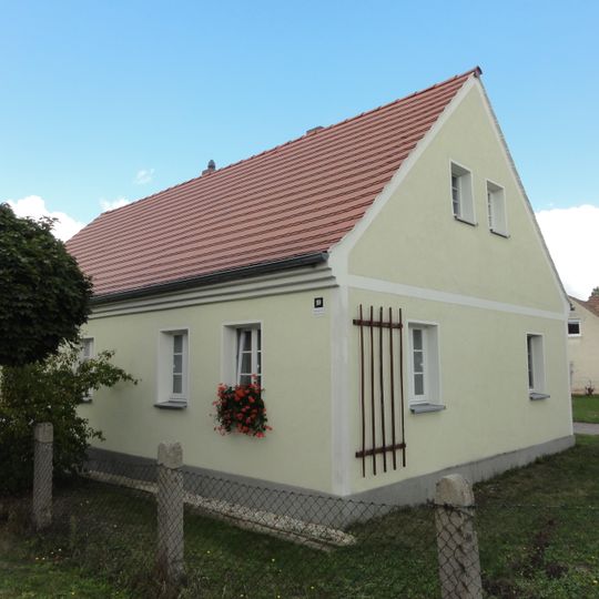 Wohnhaus, ursprünglich Postgebäude Jahnstraße 19