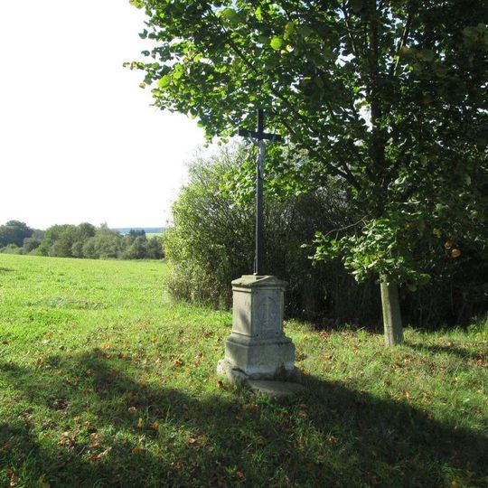 Kříž jihozápadně od Křečova