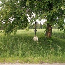 Kříž u Markvarce u silnice do Drahoňova