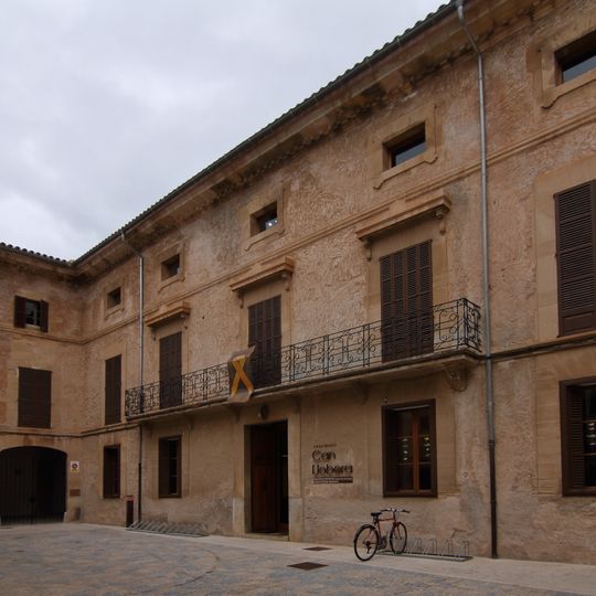 Biblioteca Pública Municipal de Pollença - Guillem Cifre de Colonya