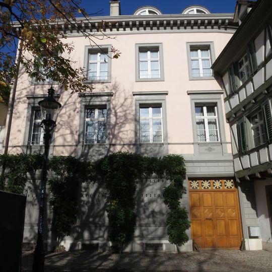 House Auf Burg with Sacher archive