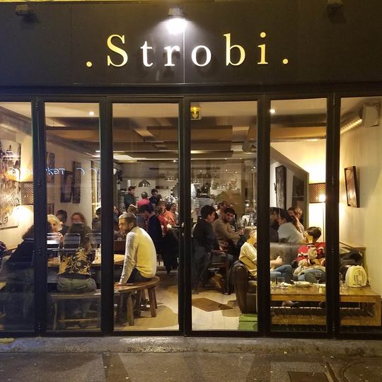 Strobi