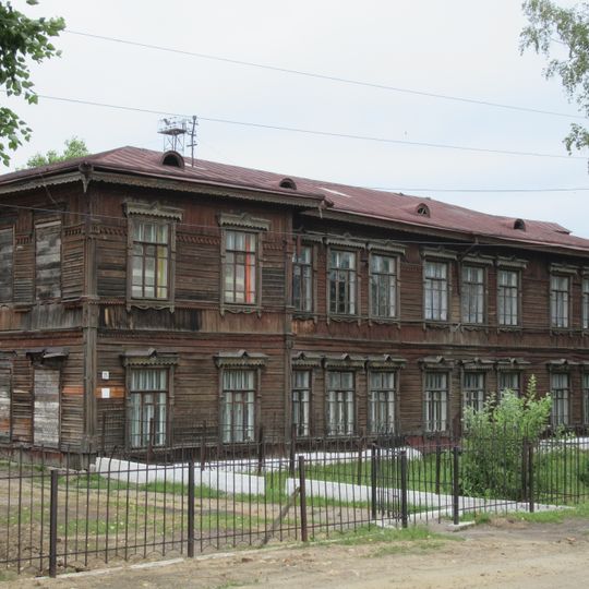 Komsmolskaya 25, Babushkin