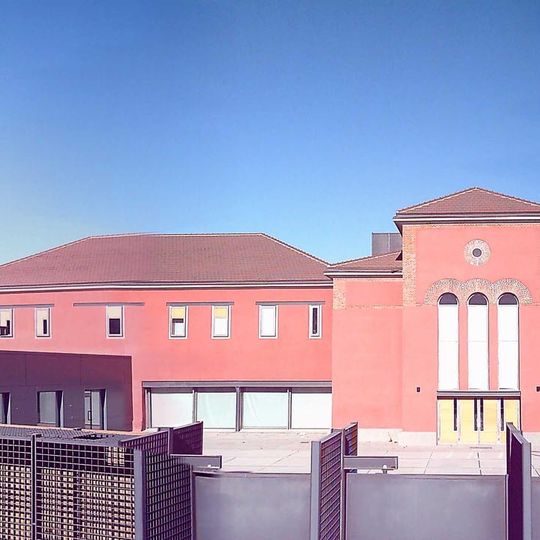 DA2 Domus Artium 2002