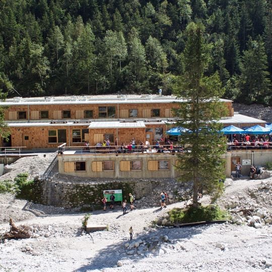 Höllentalangerhütte