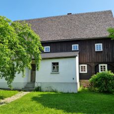 Wohnstallhaus (Umgebinde) und Ausgedingehaus mit integrierter Scheune Zittauer Straße 37a