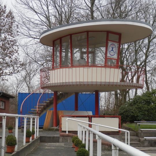 Rollschuhbahn Bremerhaven, Regieturm