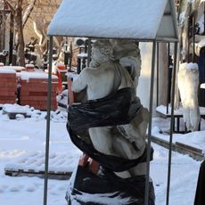 Скульптура «Похищение Прозерпины» (Хамовники)