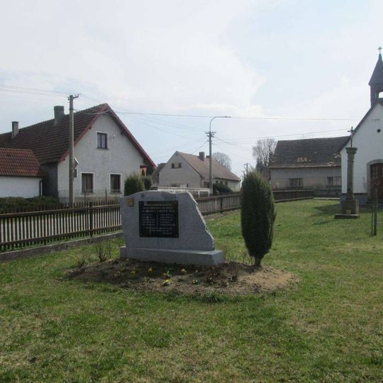 Pomník padlým v Loužné
