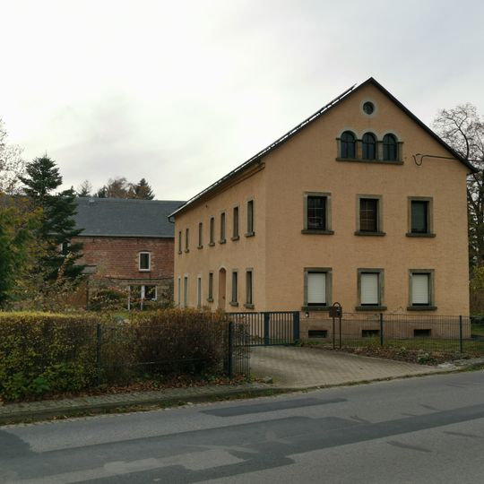 Wohnstallhaus eines Zweiseithofes Hauptstraße 15