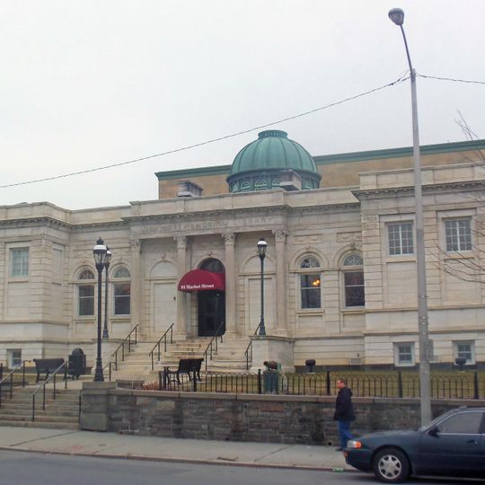 Adriance Memorial Library