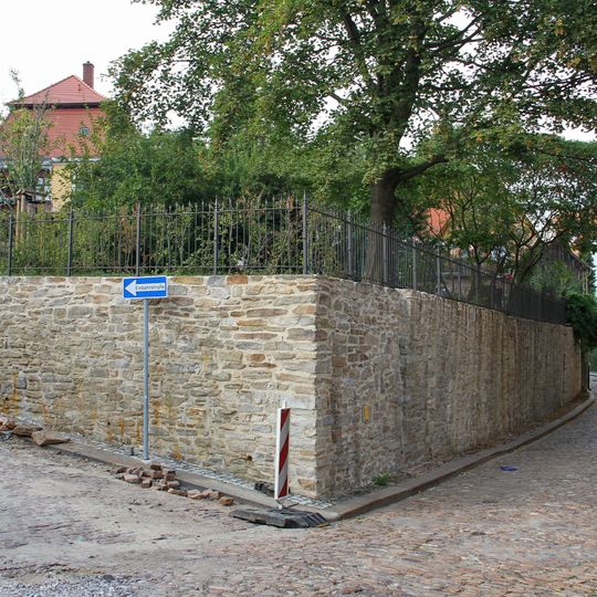 Stützmauer Aschegasse
