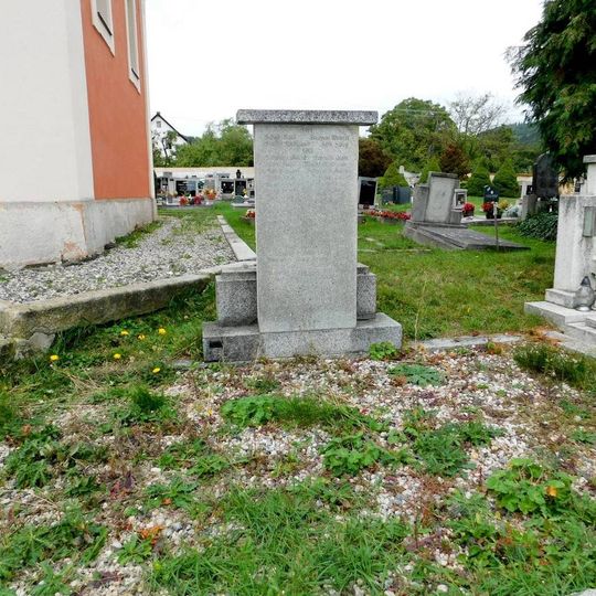 Pomník padlým v I. světové válce ve Valči