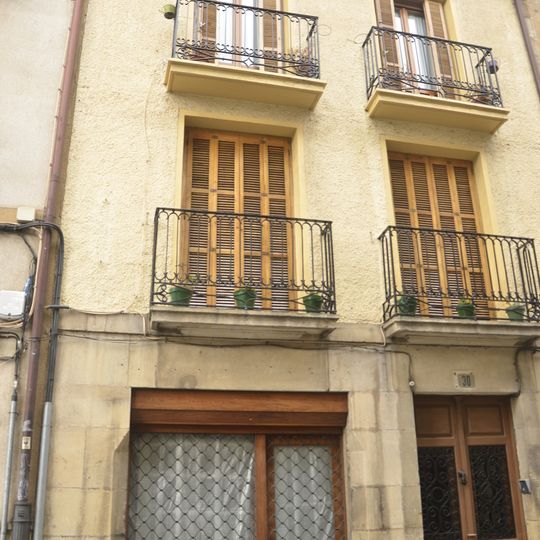 Kale Zaharra 30 etxea