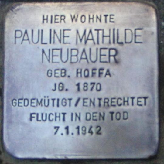 Stolperstein à la mémoire de Pauline Mathilde Neubauer