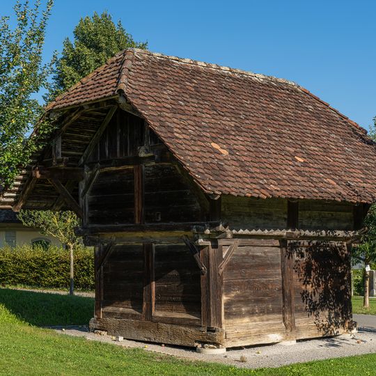 Brünnengut granary
