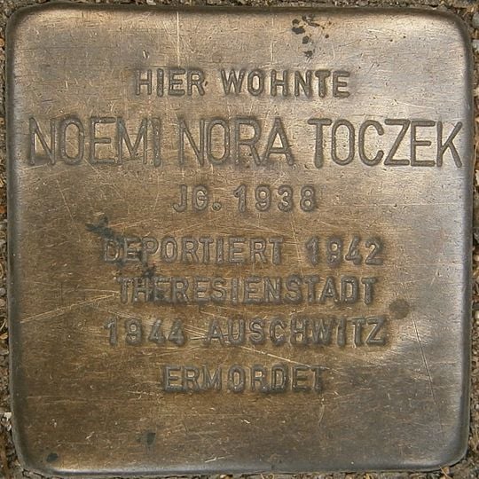 Stolperstein dedicated to Noemi Nora Toczek